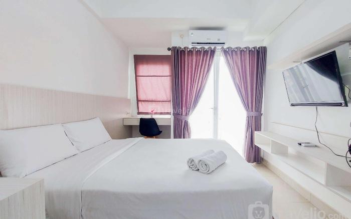 Minimalist Studio Poris 88 Apartment By Travelio