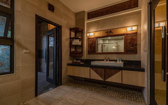 山花映水紅莊園民宿