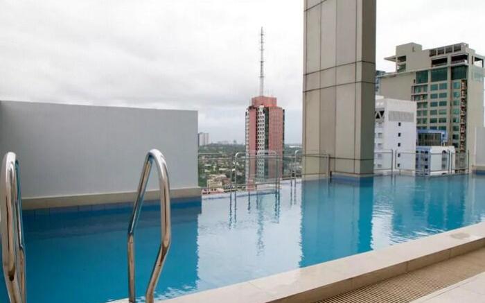 Two Beds Studio 4KTV in Serenity Suites