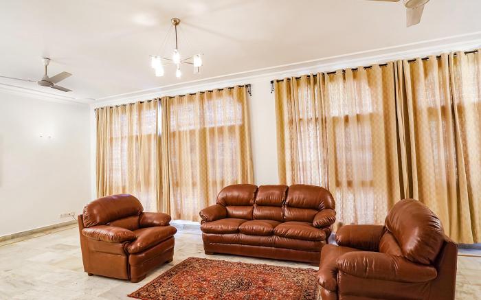 FabHotel Goodwill Homes