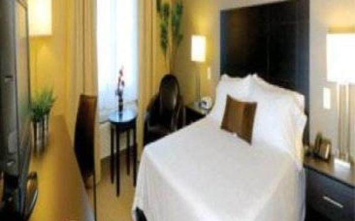 Imperia Hotel & Suites Saint-Eustache