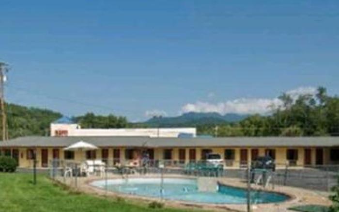 Relax Inn - Bryson City