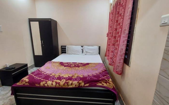 Goroomgo M S M Residency Puri - Near Sea Beach