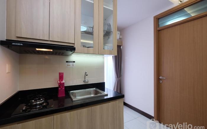 Homey and Nice 2BR at Cinere Resort By Travelio