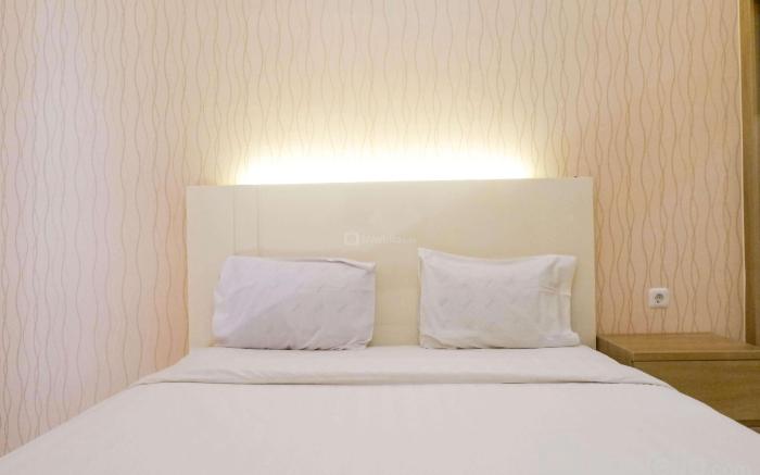 Vibrant Modern Studio at Bale Hinggil By Travelio