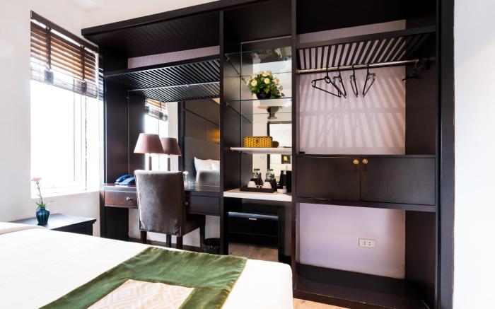 Hanoi Center Silk Charming Hotel