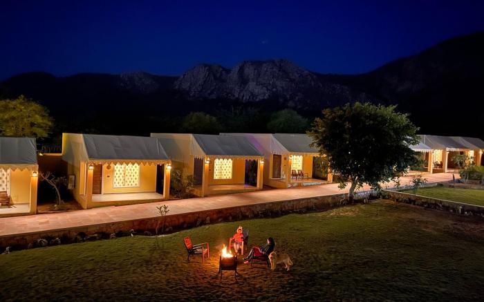 RATAN VILLAS SARISKA 