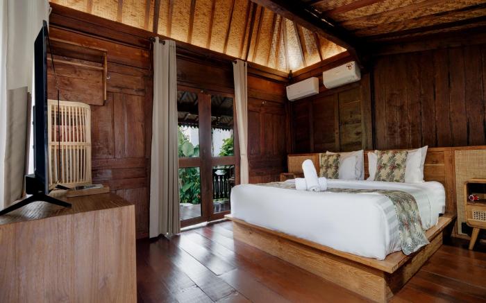 Canggu River House Villa by Betterplace