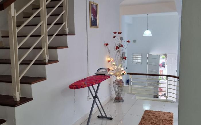 Karpal Singh Drive Nimah seaview homestay