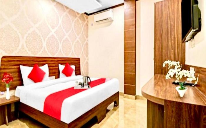 Hotel Airport JMD Divine