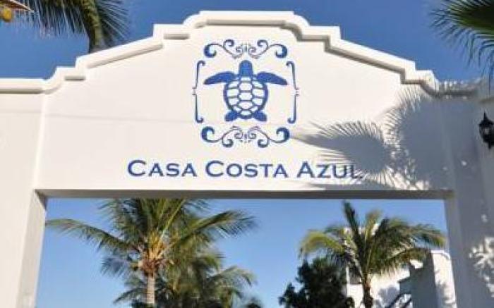 Casa Costa Azul