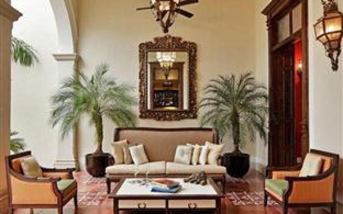 Casa Lecanda Boutique Hotel