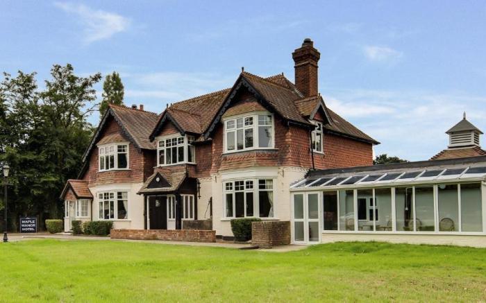 The Maple Manor Hotel 