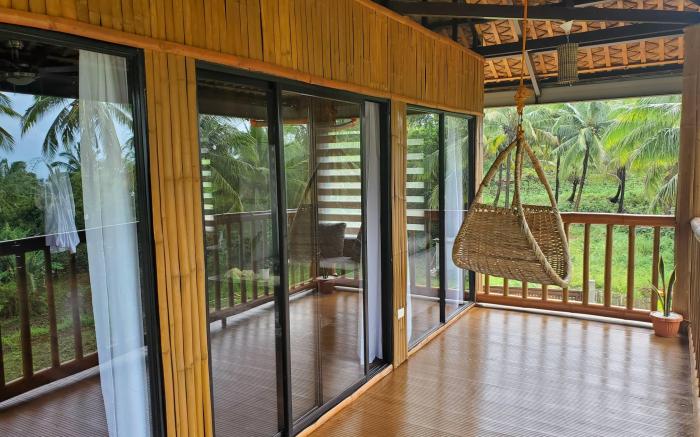 Luxury Bahay Kubo near Tagaytay