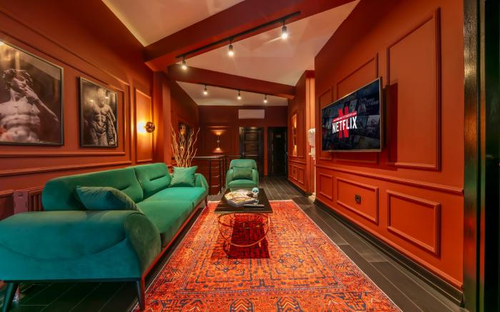 Hexa Suites