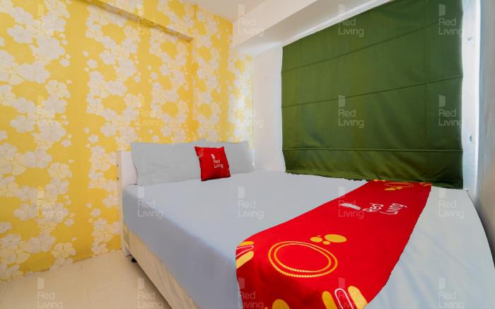 RedLiving Apartemen Bassura City - Gracefull Rooms