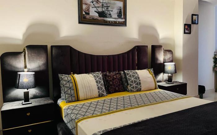 Zaib Guest House 