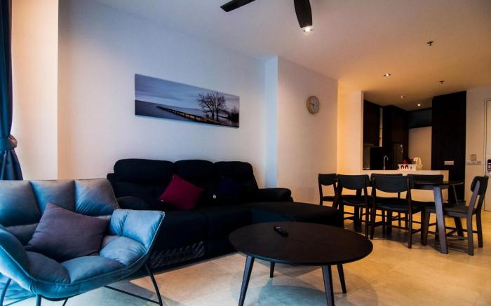 Elegant 3-BR Family Lumi Tropicana by Idealhub 13A