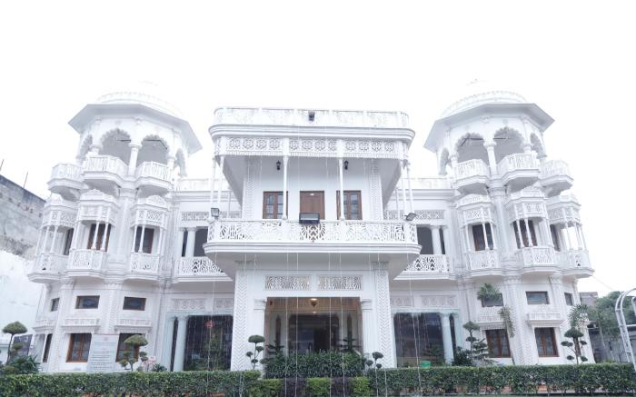 Shakuntala Palace - A Heritage Hotel