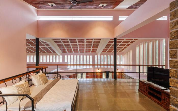 Rustic Farm Villa by StayJade| Pool| Garden| BBQ