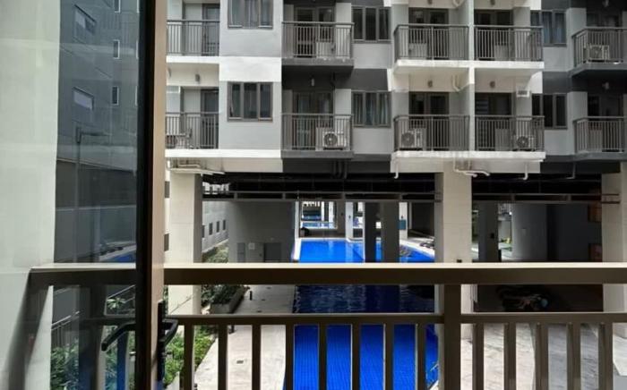 One BR Suite 5 min walk to Mall of Asia