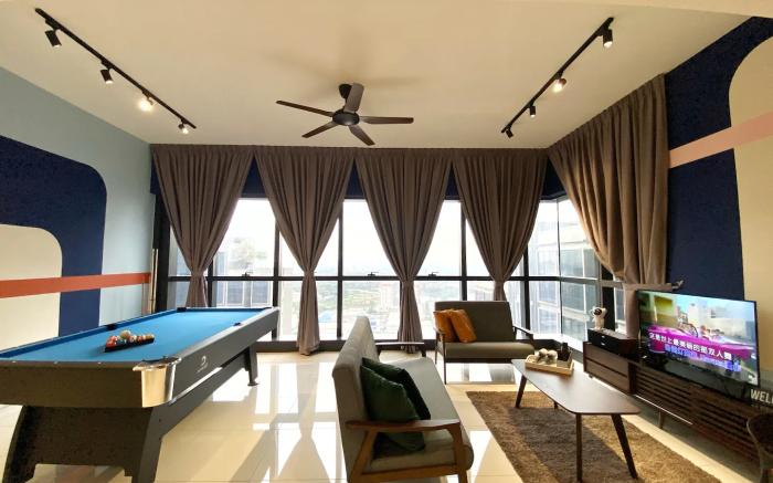 Condo w Pool table/Karaoke/Gathering, 11 Pax
