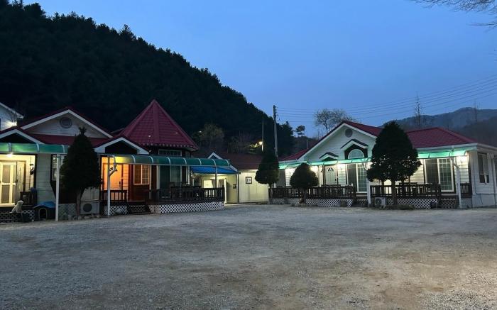 Hongcheon Oullim Glamping Pension