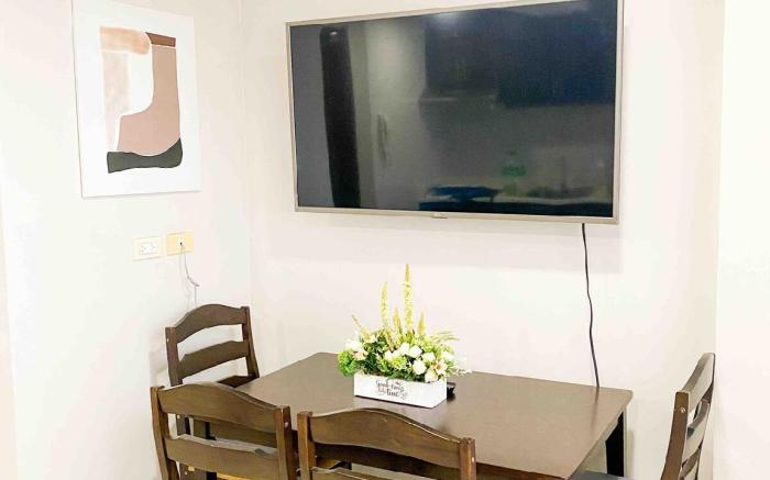 Two-Bedroom Gilmore Tower near Robinsons Magnolia