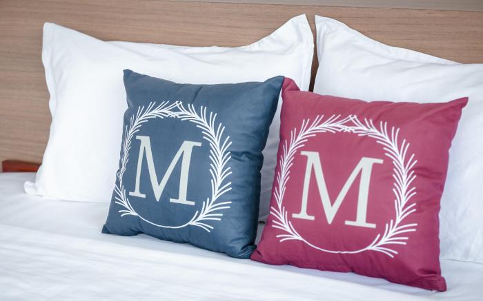 M&M  Hotel 