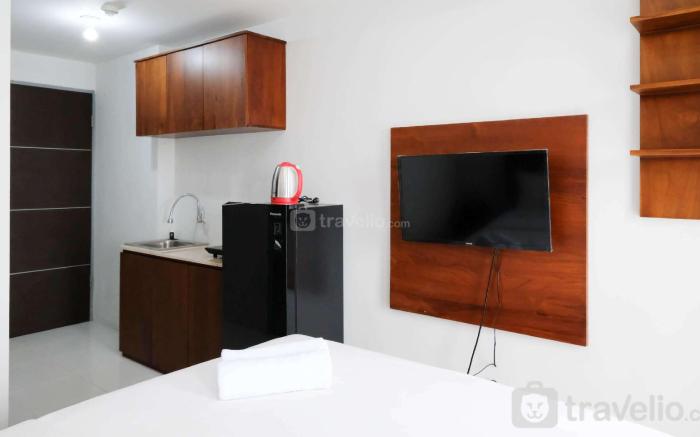 Comfy Studio at Tamansari Prospero By Travelio