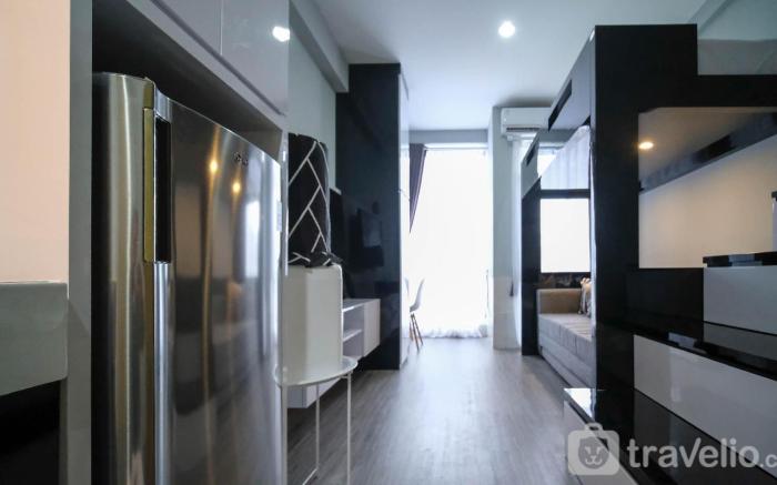 Cozy Living Studio at Bale Hinggil By Travelio