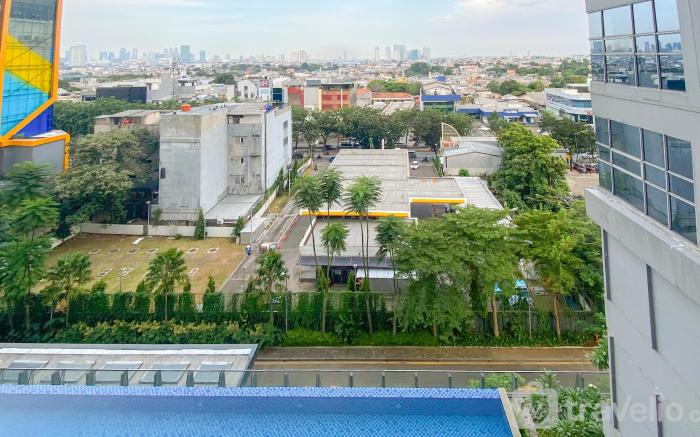 Comfort 2BR at The Kencana Residence By Travelio