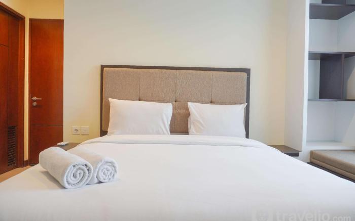 Comfort 2BR at The Kencana Residence By Travelio