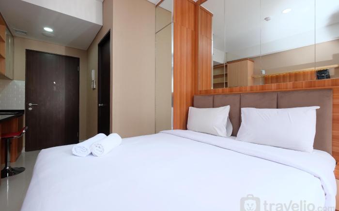 Nice Studio at Transpark Cibubur Apt By Travelio