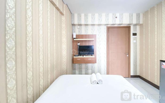 Cozy Studio at Cinere Resort By Travelio