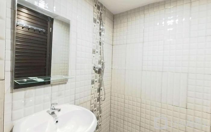 Comfort Studio at De Prima Apt By Travelio