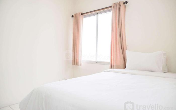 Spacious 2BR at Marina Ancol Apartment By Travelio