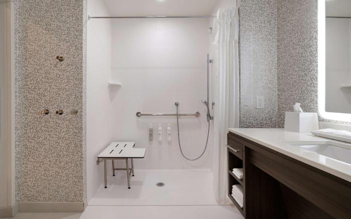 Home2 Suites by Hilton Redding
