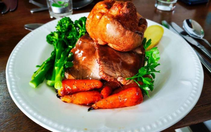 Tiverton Hotel Lounge & Venue