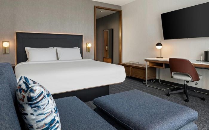 Courtyard by Marriott St. Paul Downtown