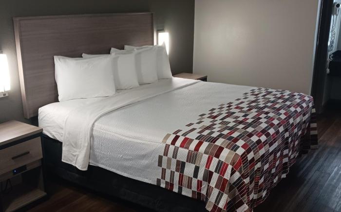 Red Roof Inn Fort Worth West