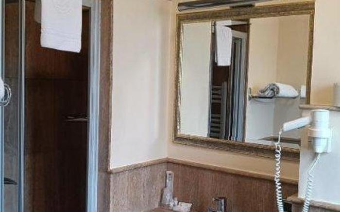 HOTEL LEMI