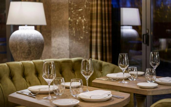 Palacio Tondon, Autograph Collection