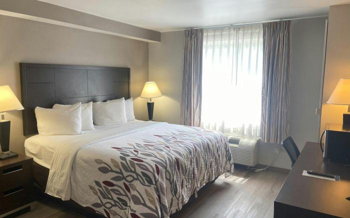 Red Roof Inn Pittsburgh – McKnight Rd