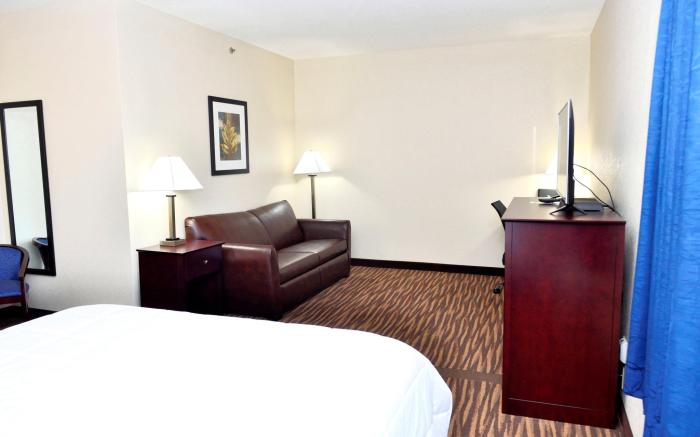 Cobblestone Inn & Suites - Monticello
