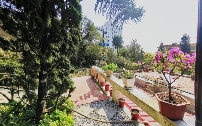 Khách sạn Hoàng Anh