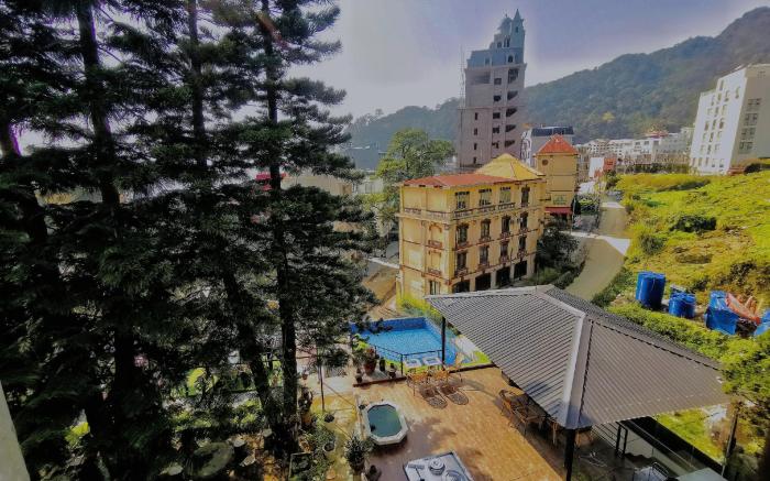 Khách sạn Hoàng Anh
