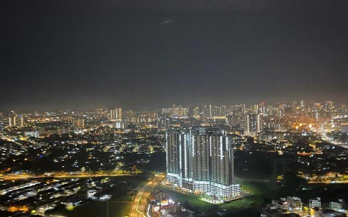 Kepong DesaPark MontKiara Publika Family Suit 7Pax