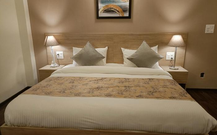 STARLIT SUITES SHIRDI