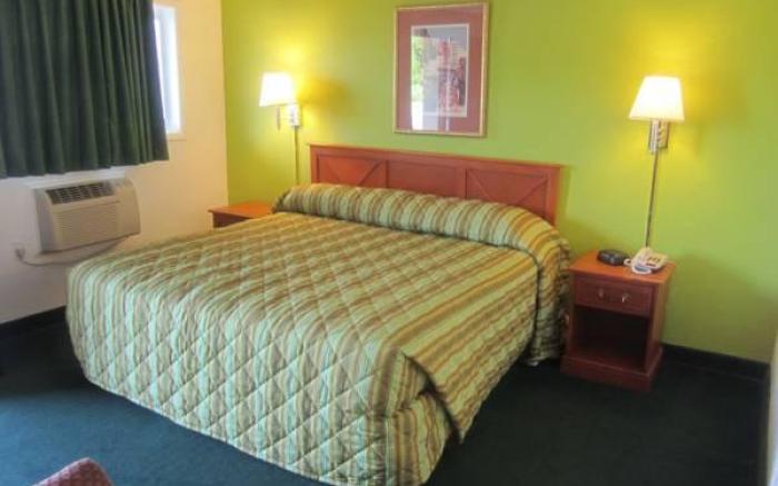 Travel Inn and Suites